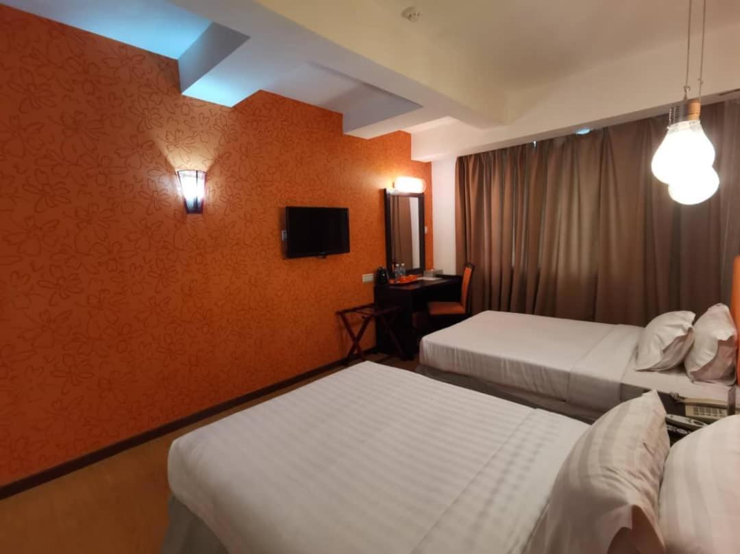 2 Inn 1 Boutique Hotel & Spa SDK Esterno foto