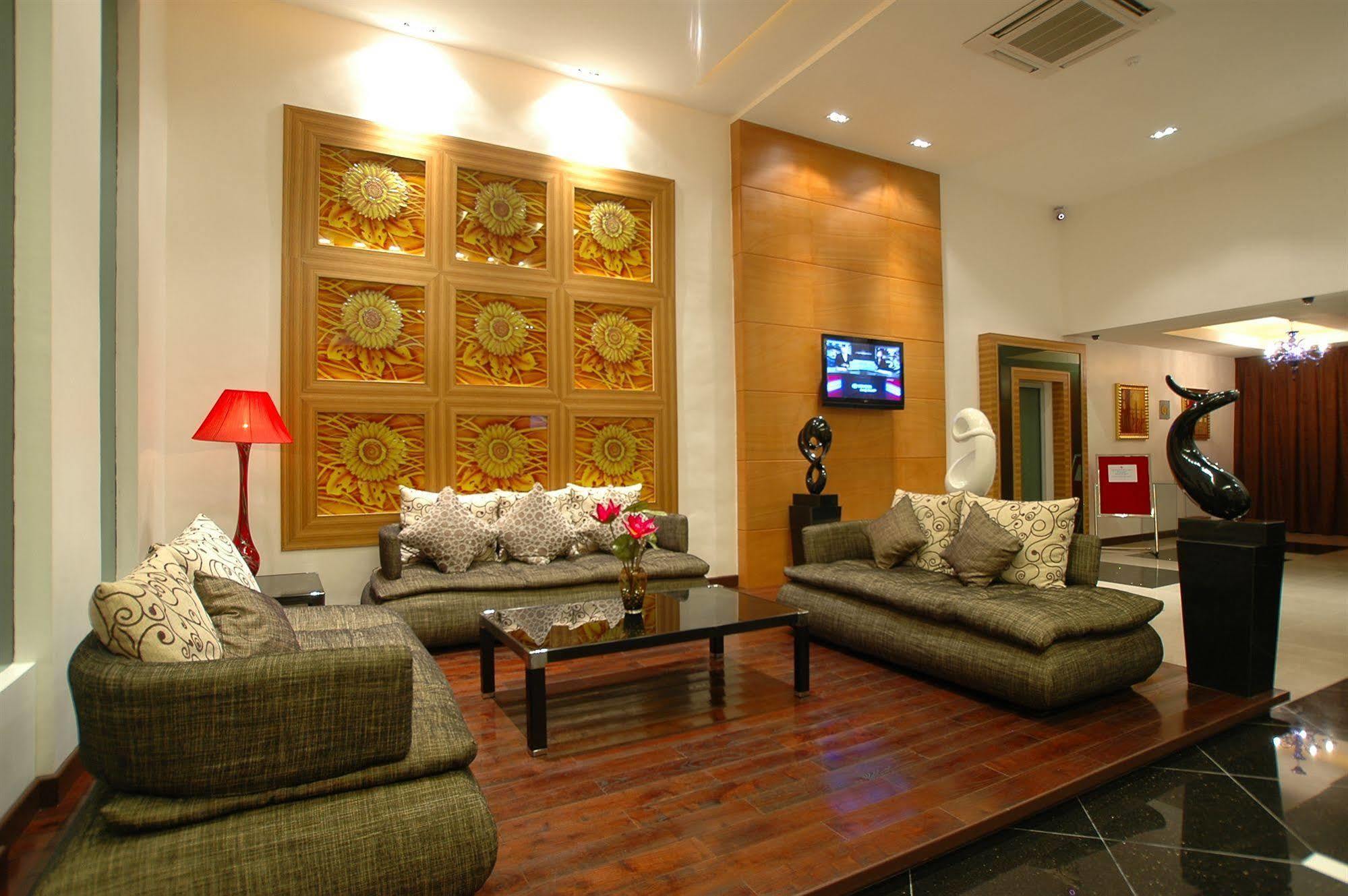 2 Inn 1 Boutique Hotel & Spa SDK Esterno foto